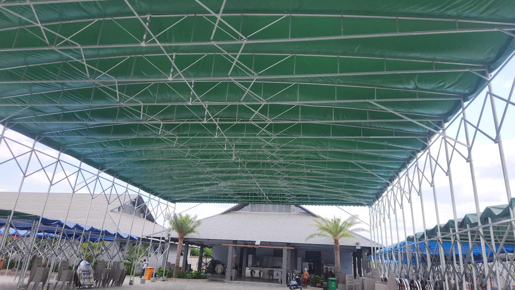 Proper and Effective Roof Cleaning Guide